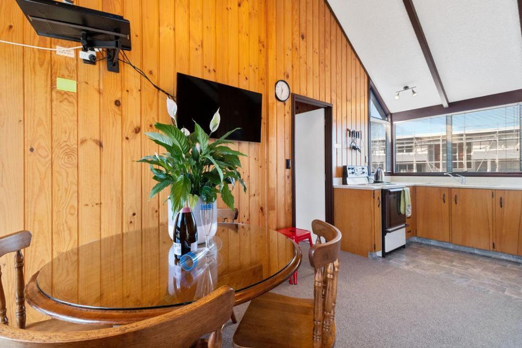 Downtown Mountview - Mt Maunganui Holiday Home 마운트마운가누이 외부 사진